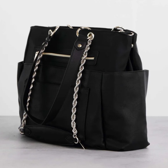 BÉIS The Diaper Bag - Picture 4 of 8